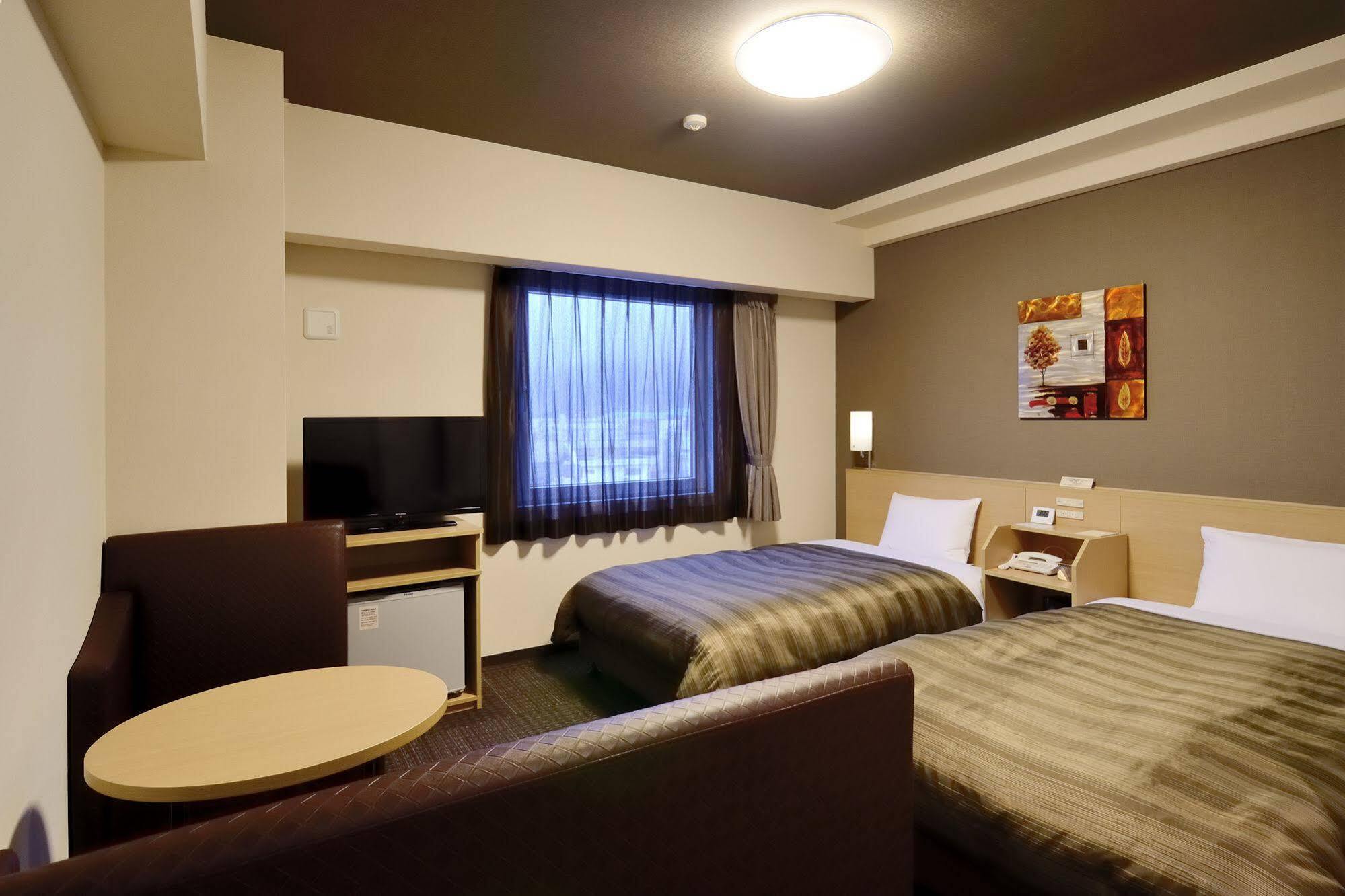 Konosu Hotel Route Inn Kounosu מראה חיצוני תמונה