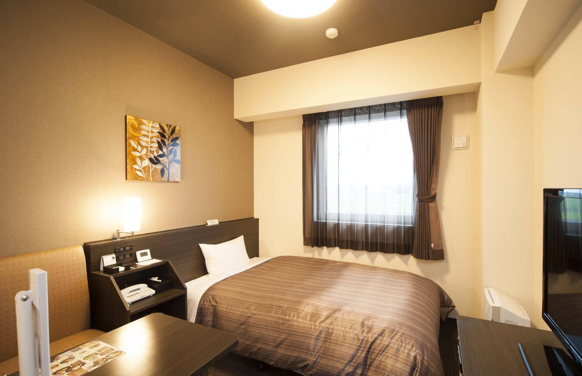 Konosu Hotel Route Inn Kounosu מראה חיצוני תמונה